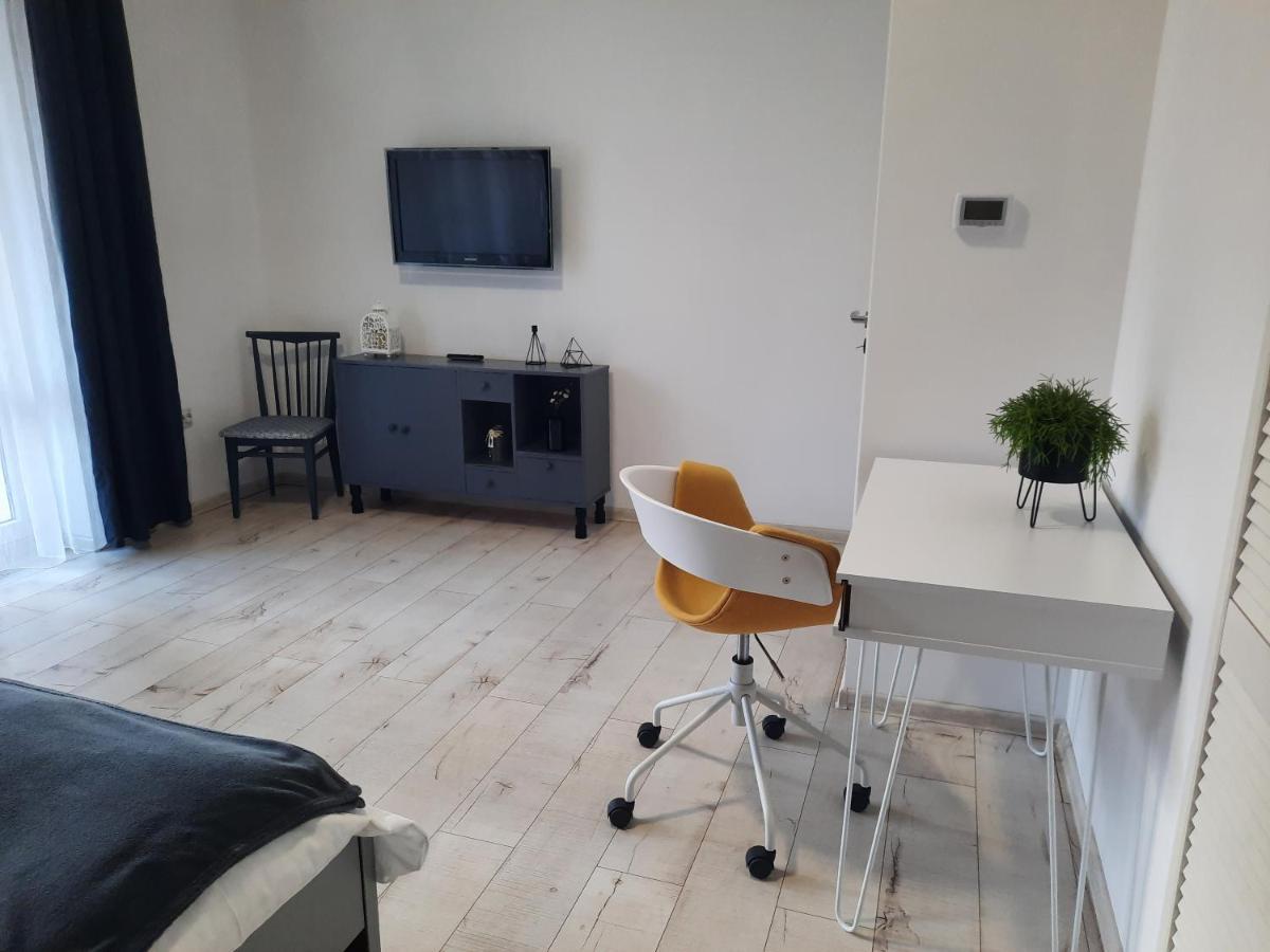 Pif Apartments Sadoveanu Брашов Экстерьер фото